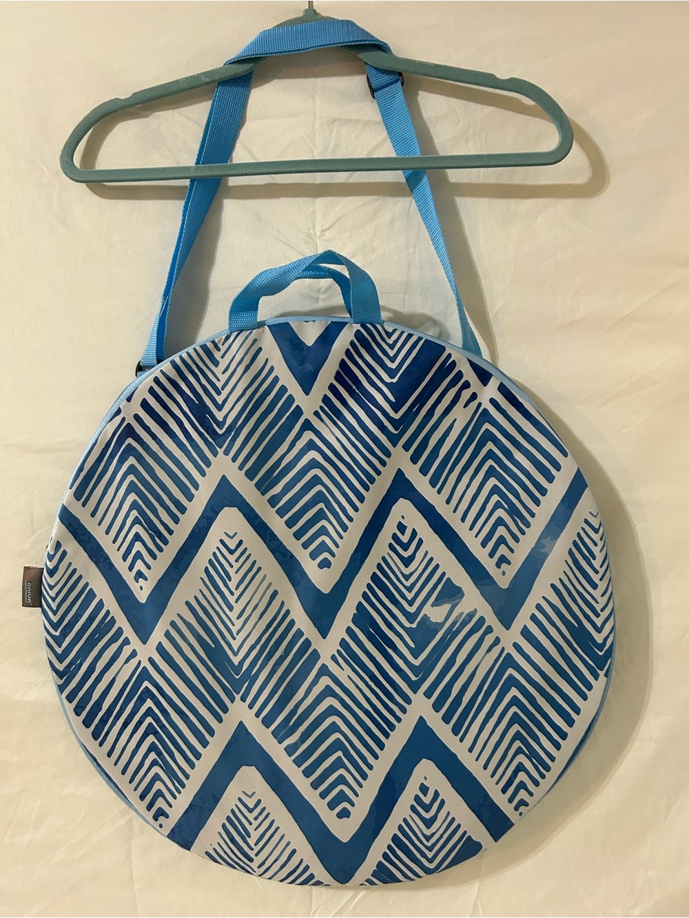 Oniva Watercolor Chevron Pop-Up Picnic Beach Blanket 57” Blue